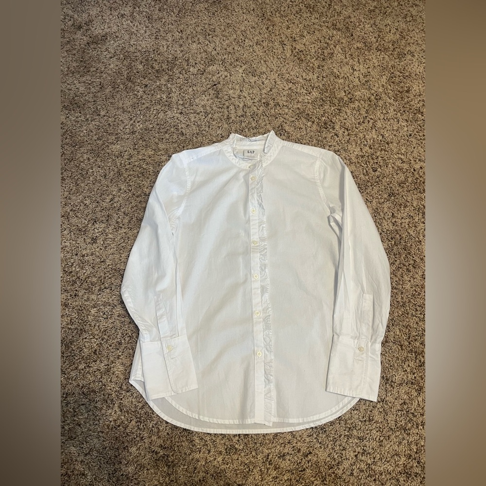 NWT GAP Buttonup
